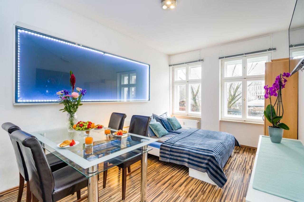 Appartement Am Fernsehturm Berlijn